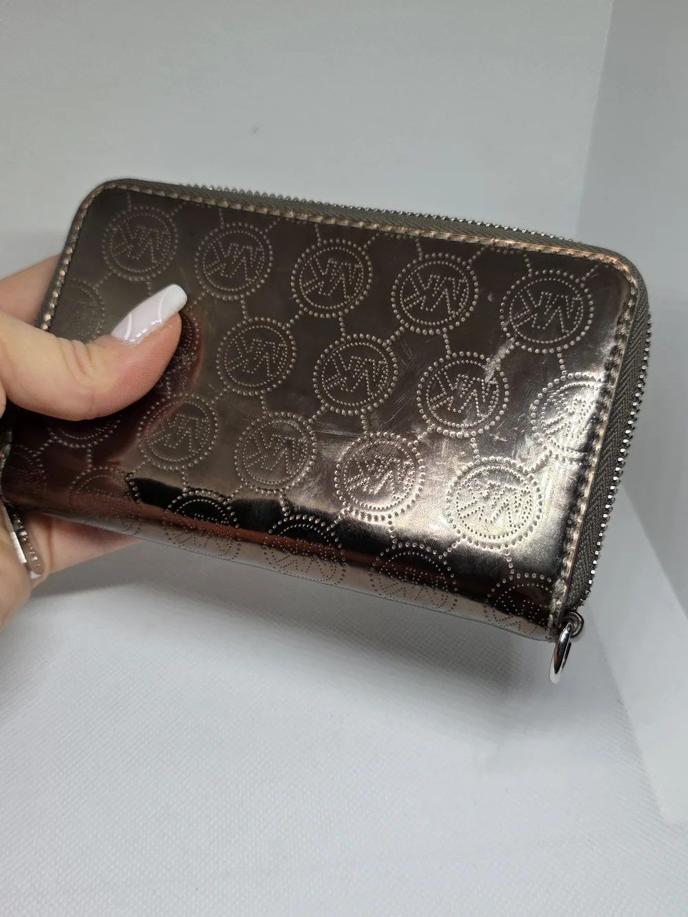 Michael Kors Metallic Logo Zip Wallet - Rose Gold